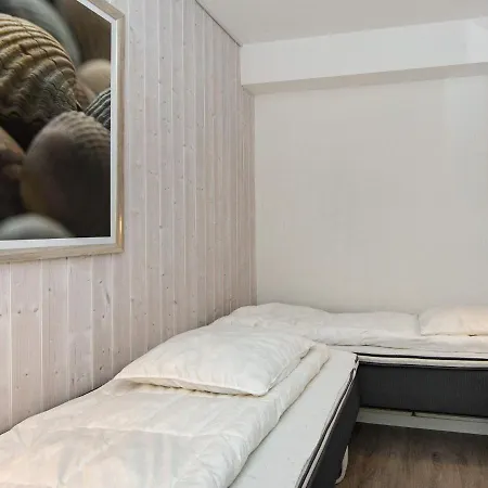 6 Person In Holiday home *